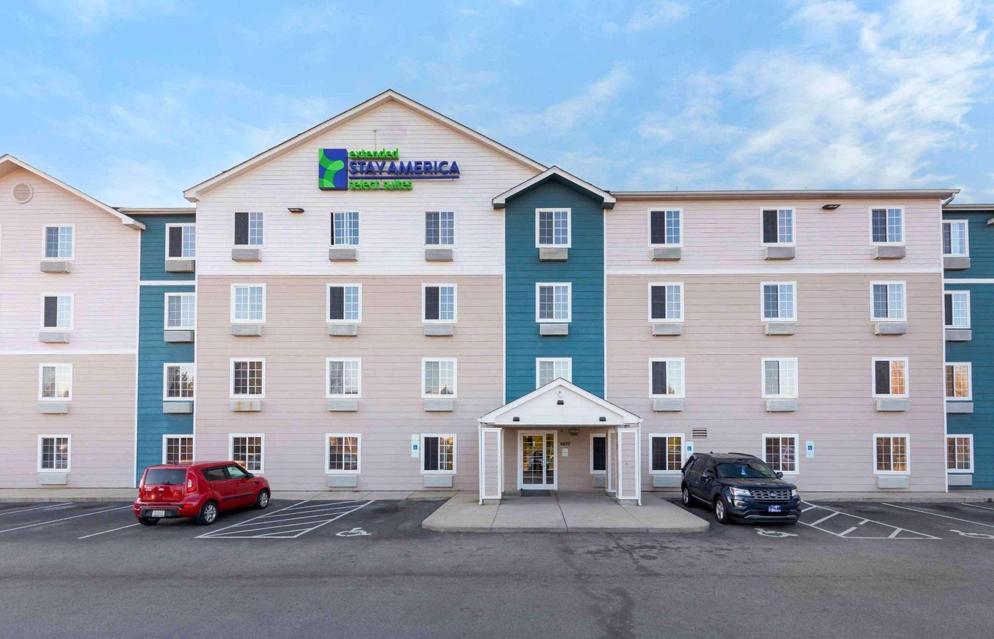5 Smart Budget Hotels Near Cross Creek Mall Worth Booking