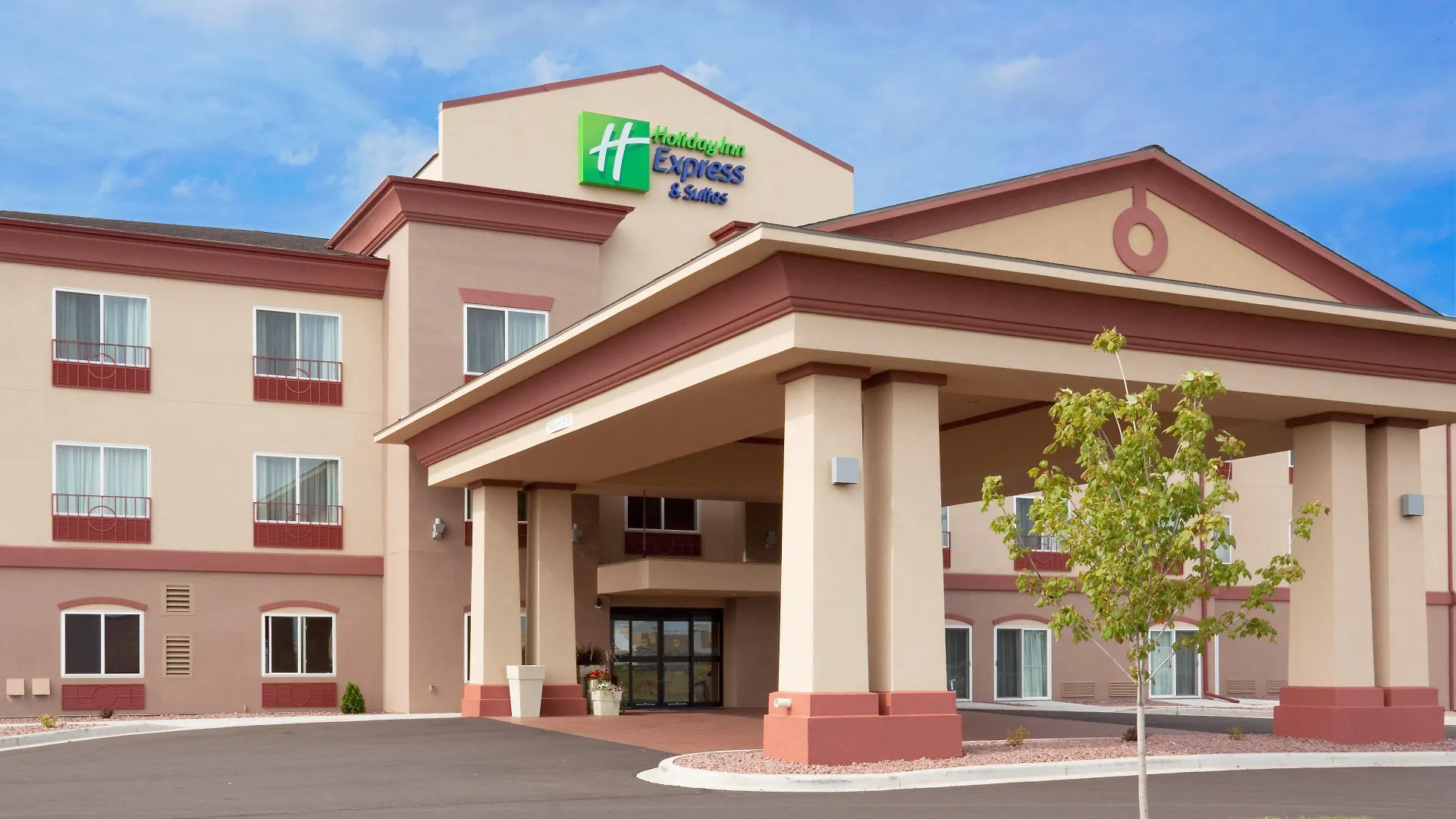 9 Top-Rated Holiday Inn Express Hotels in Wisconsin